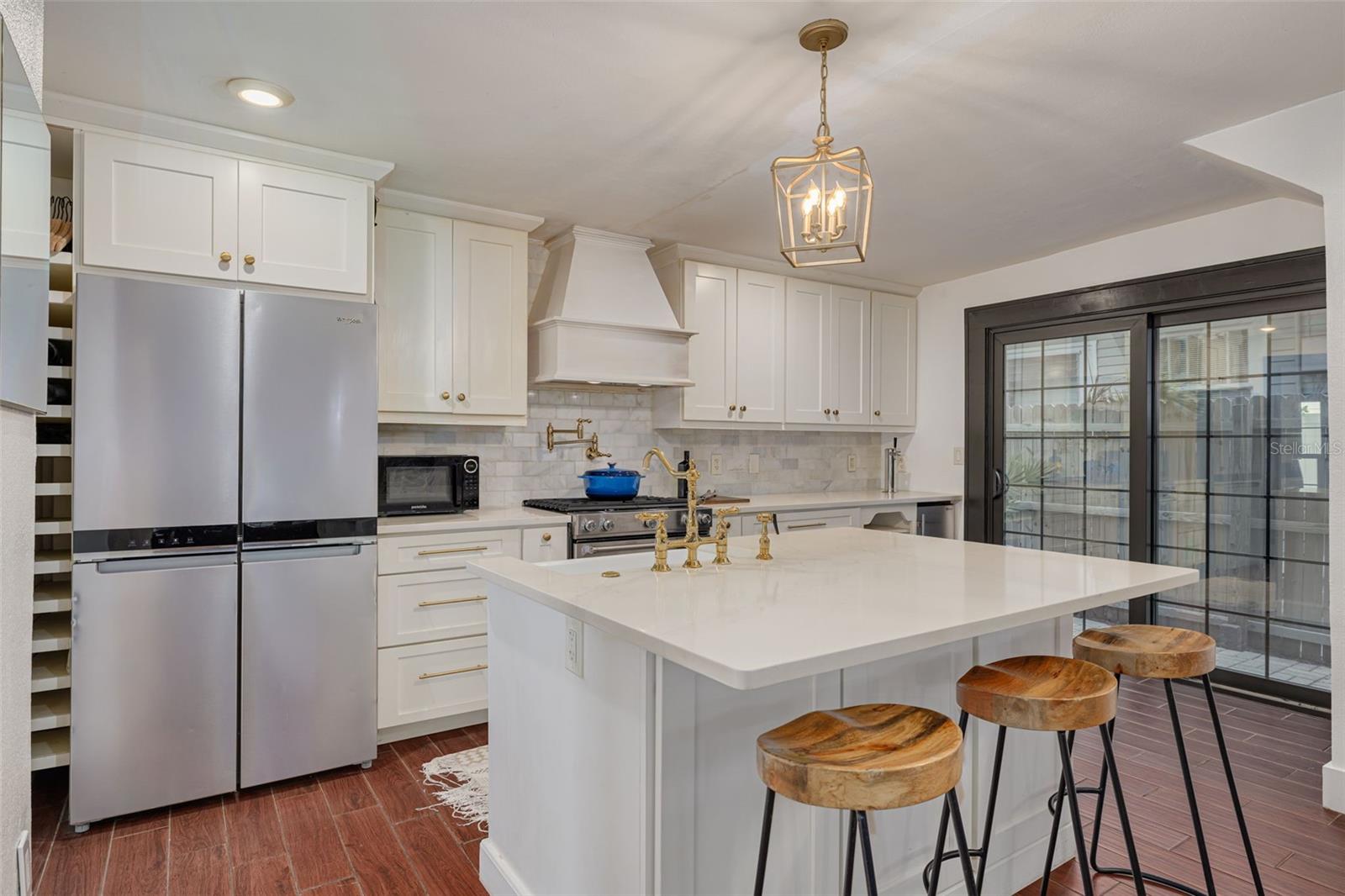 Image 7 of 27 For 605 7th Street N