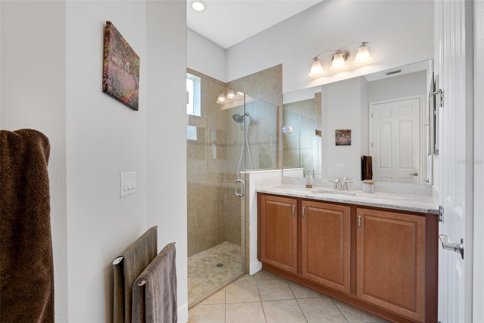 Image 27 of 46 For 1649 Emerald Dunes Drive