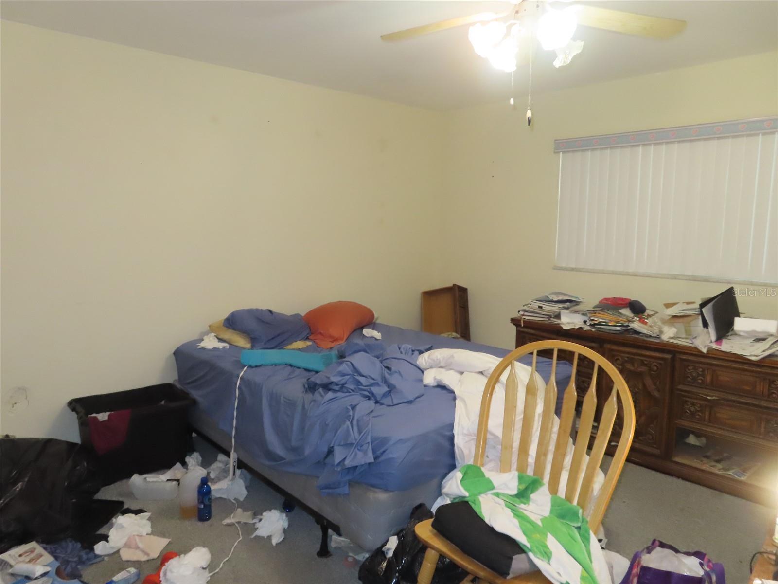Listing photo id 5 for 5920 18th Street N 21
