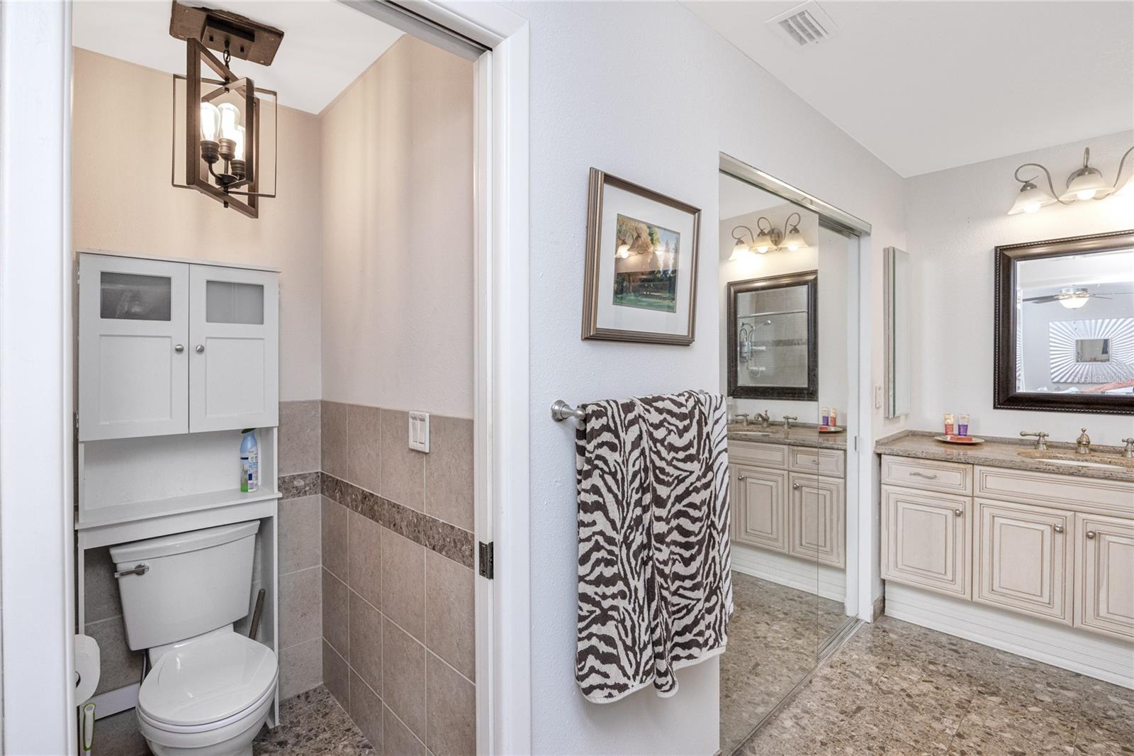 Listing photo id 16 for 2893 Allapattah Drive