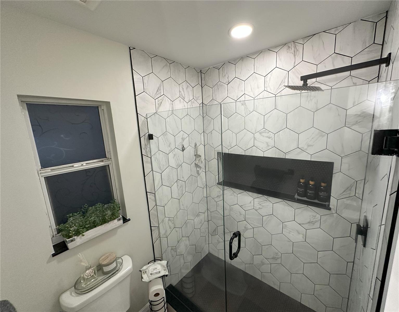 Image 12 of 45 For 4420 Pompano Drive Se