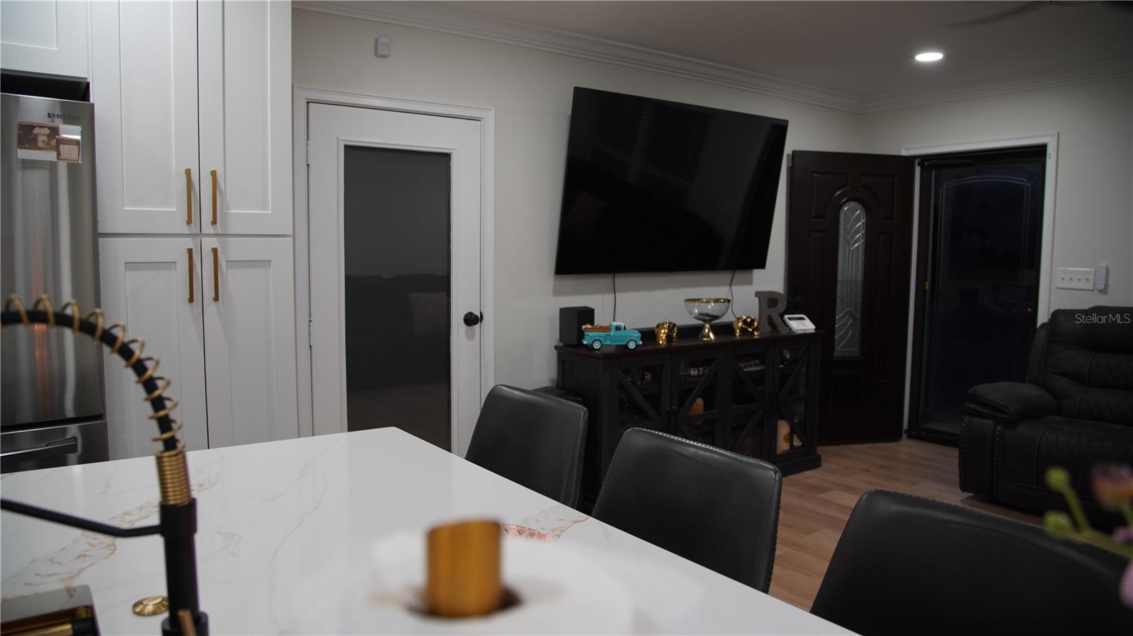 Image 26 of 45 For 4420 Pompano Drive Se