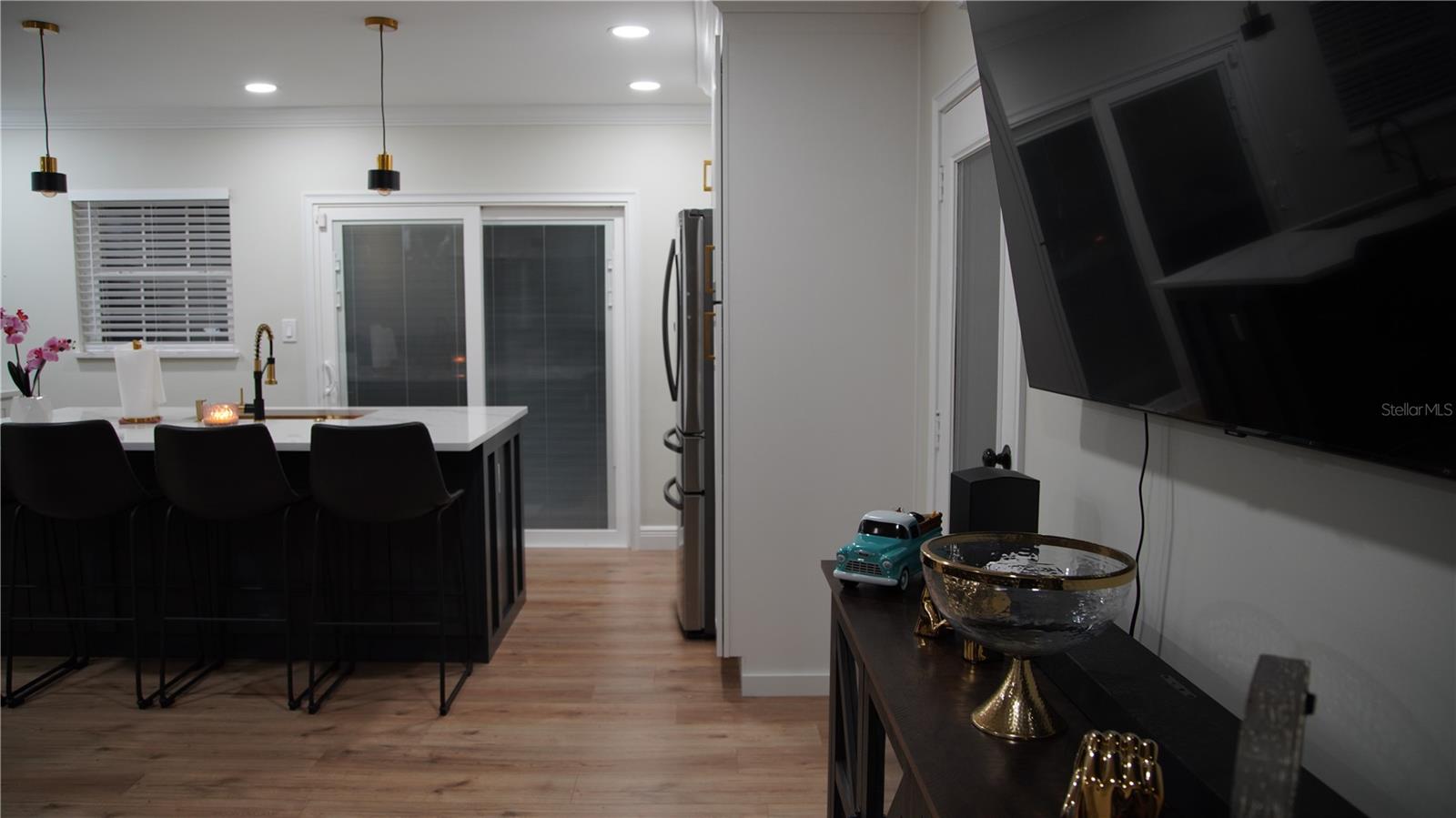 Image 29 of 45 For 4420 Pompano Drive Se