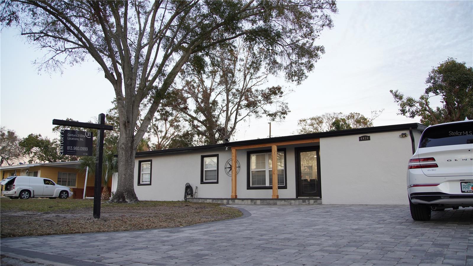 Image 37 of 45 For 4420 Pompano Drive Se