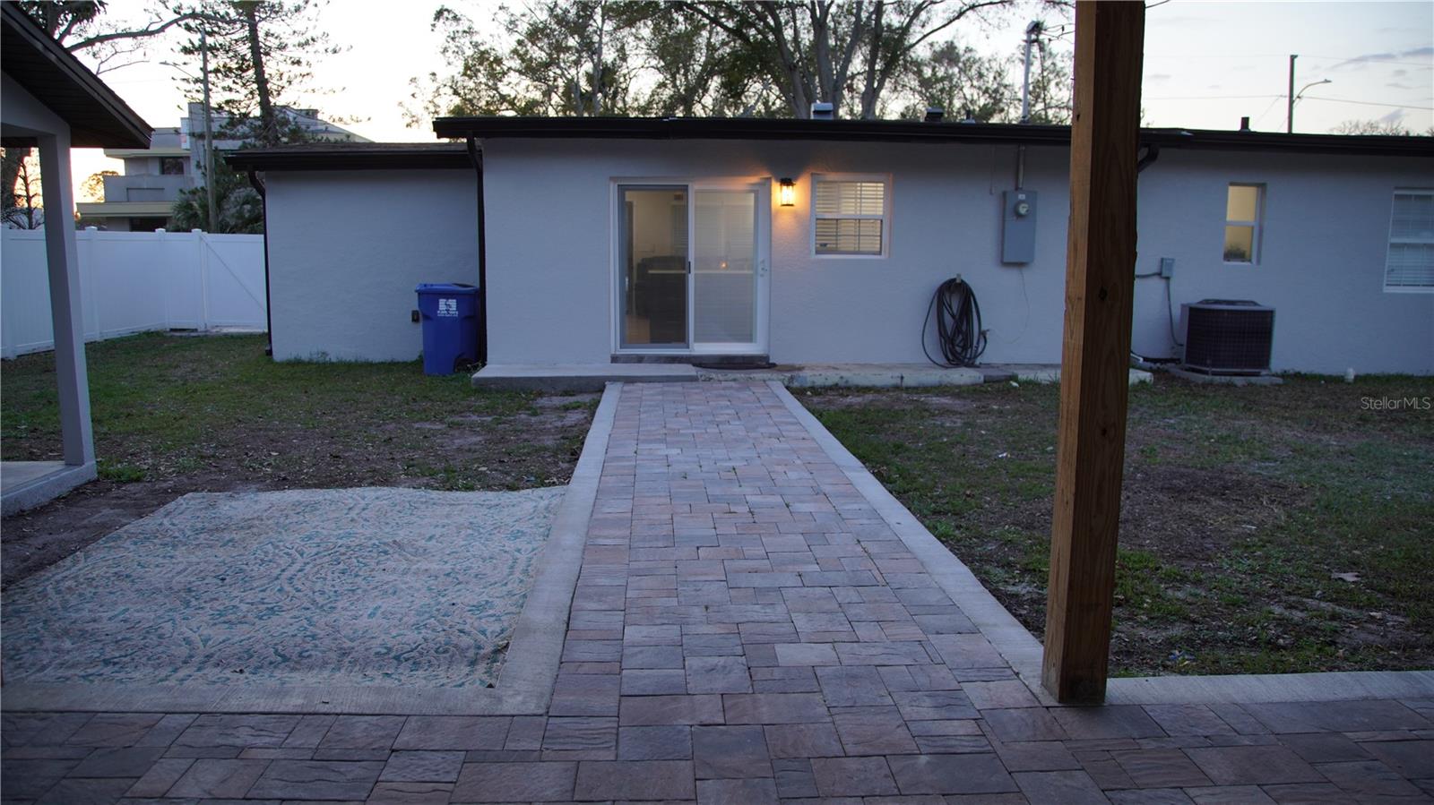 Image 39 of 45 For 4420 Pompano Drive Se