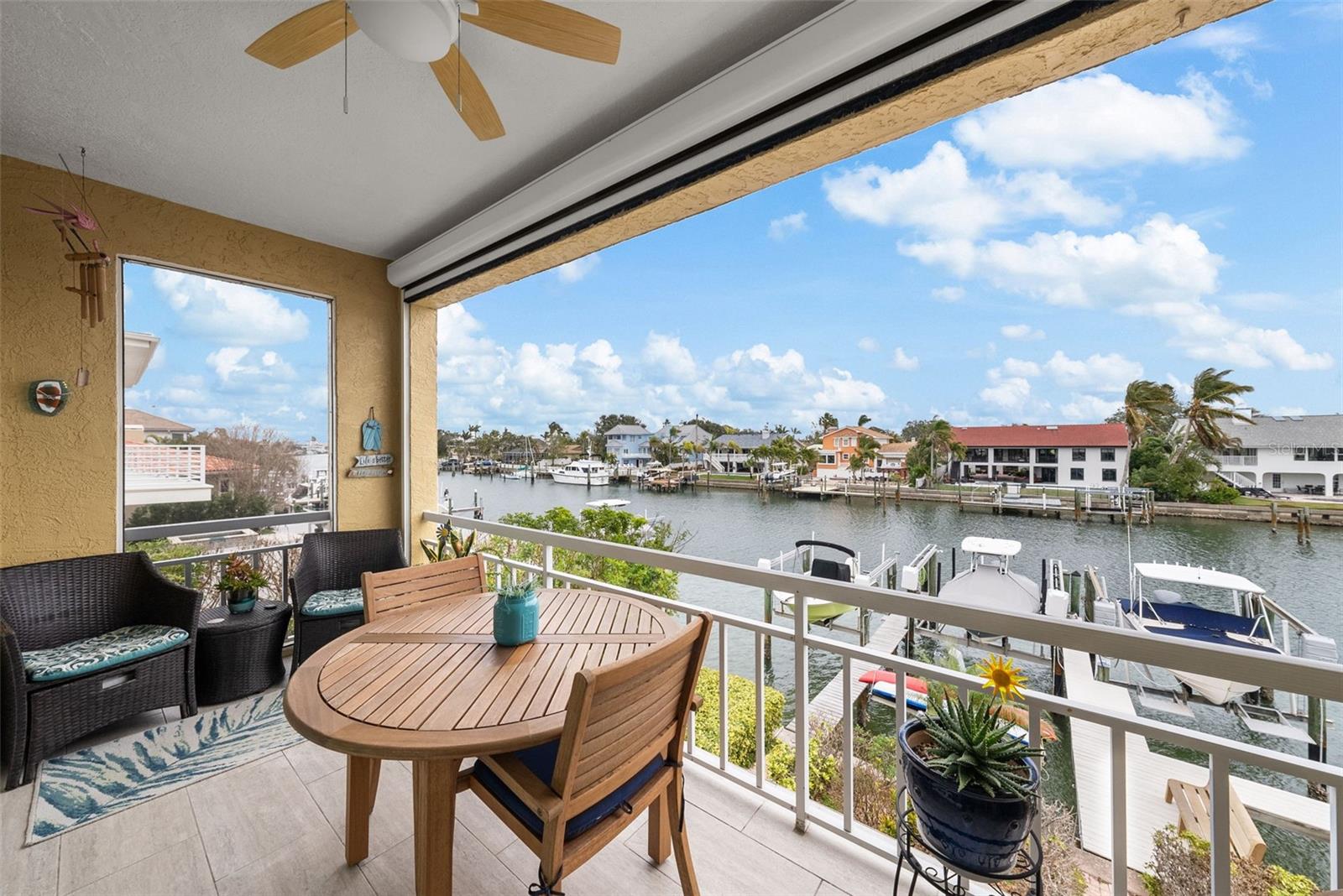 Listing photo id 18 for 1077 Pinellas Bayway S