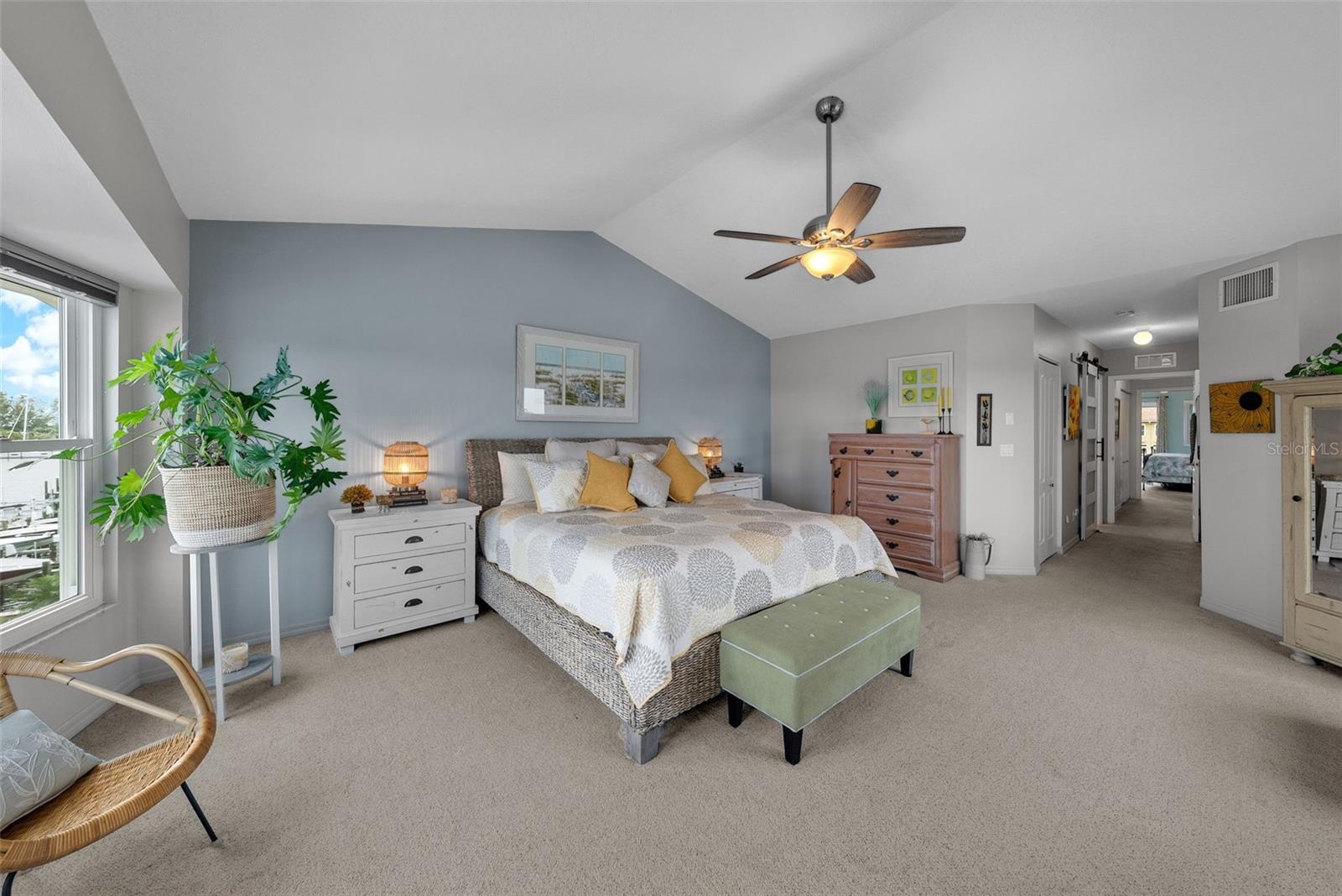 Listing photo id 21 for 1077 Pinellas Bayway S