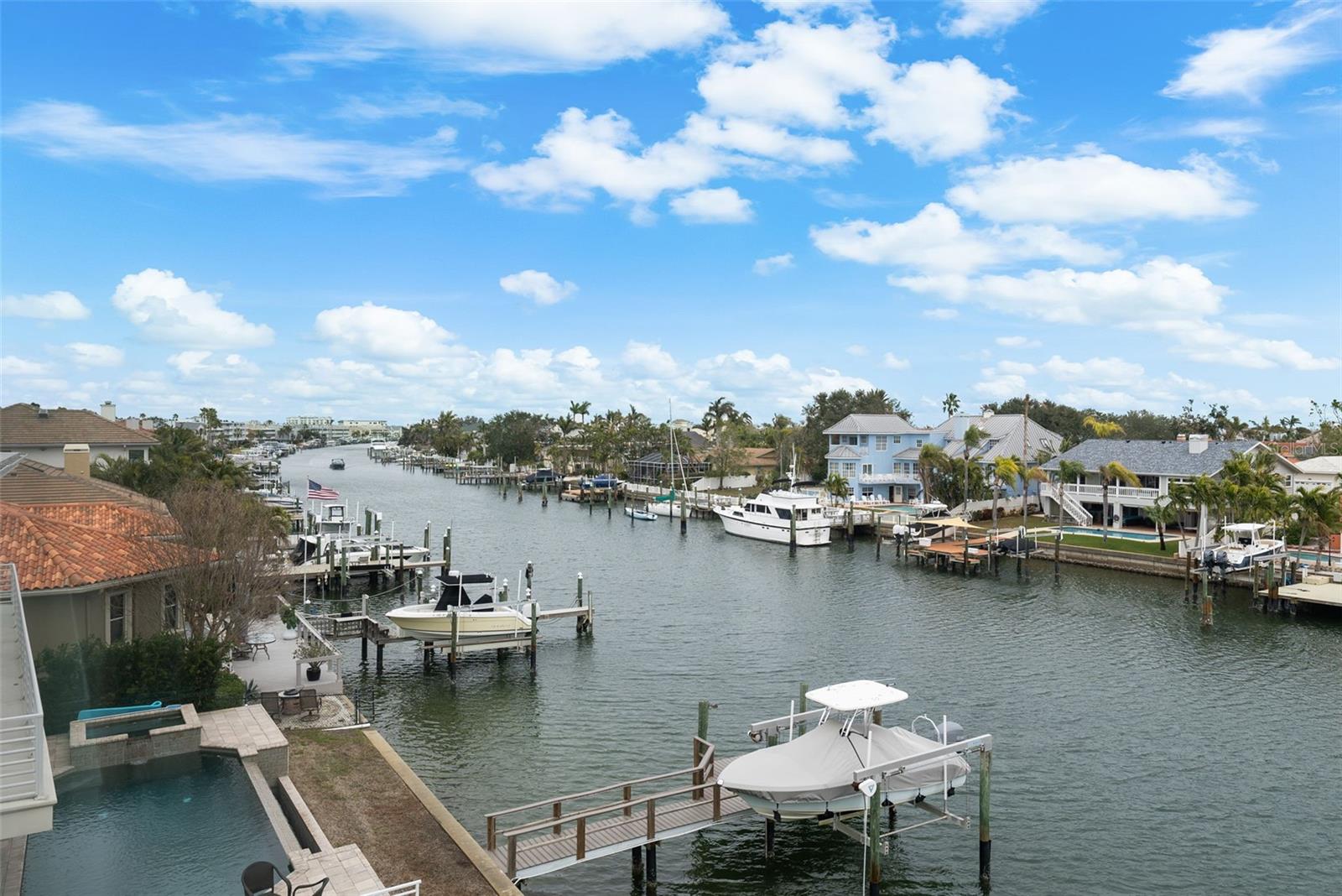 Listing photo id 26 for 1077 Pinellas Bayway S