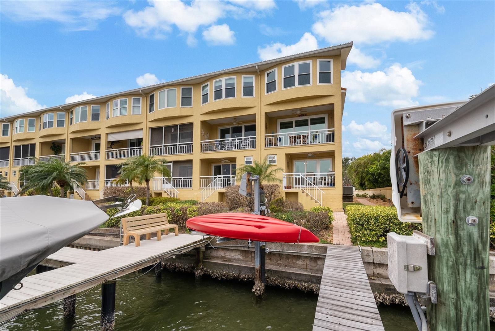 Listing photo id 44 for 1077 Pinellas Bayway S