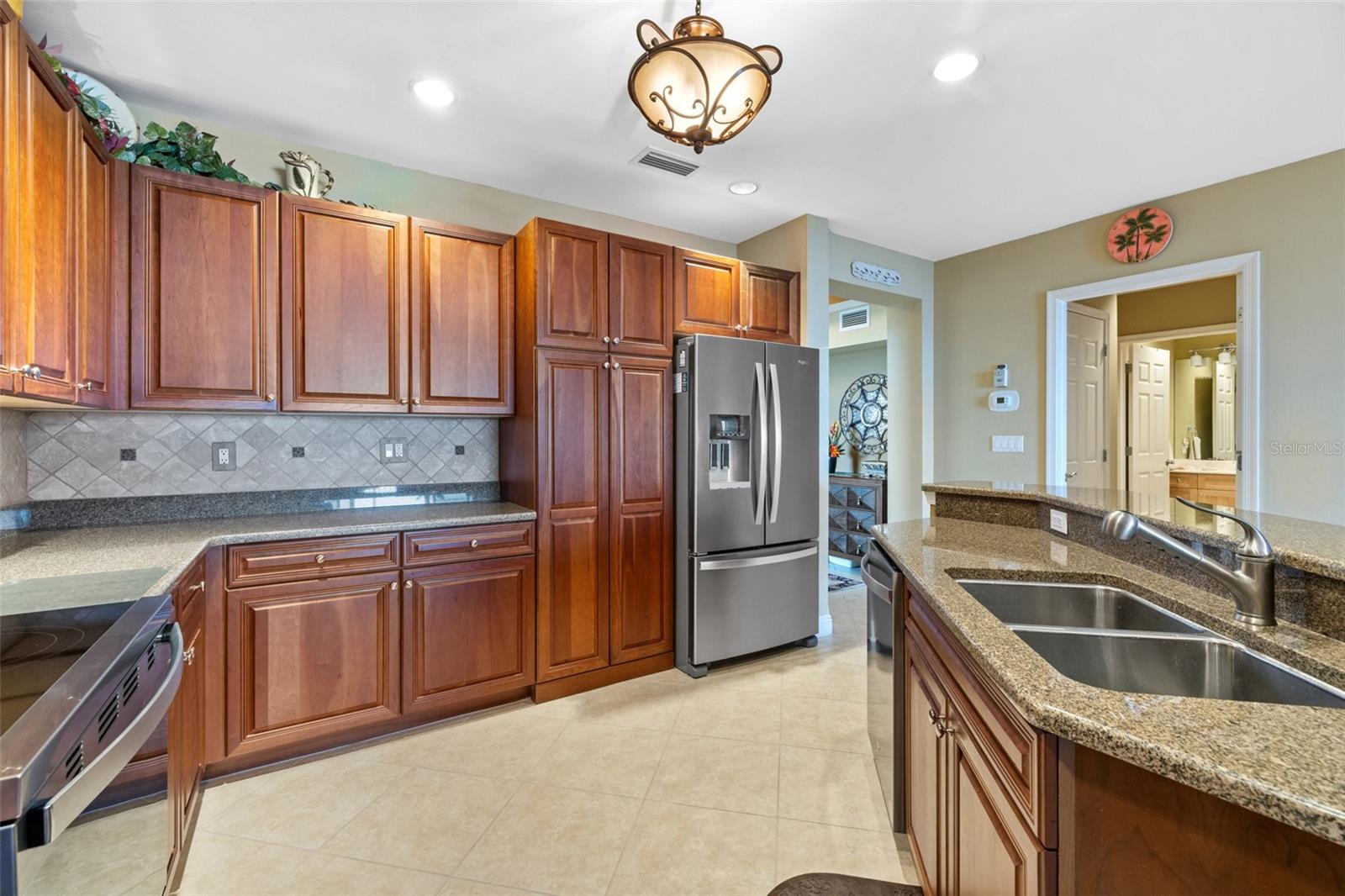 Image 7 of 38 For 22628 Island Pines Way 1603