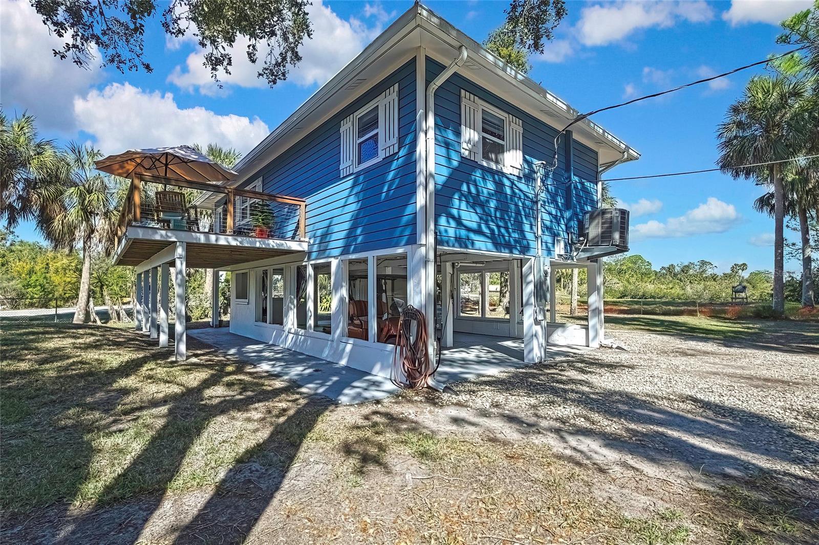 Image 8 of 37 For 10581 Pine Island Drive