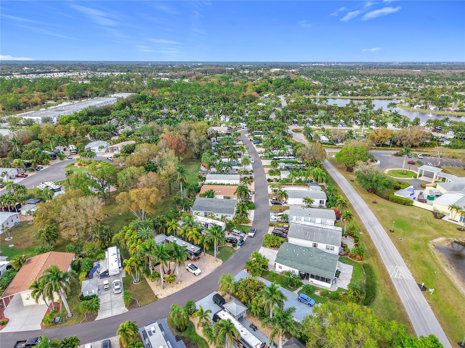 Image 10 of 83 For 10047 Parkwood Drive B51