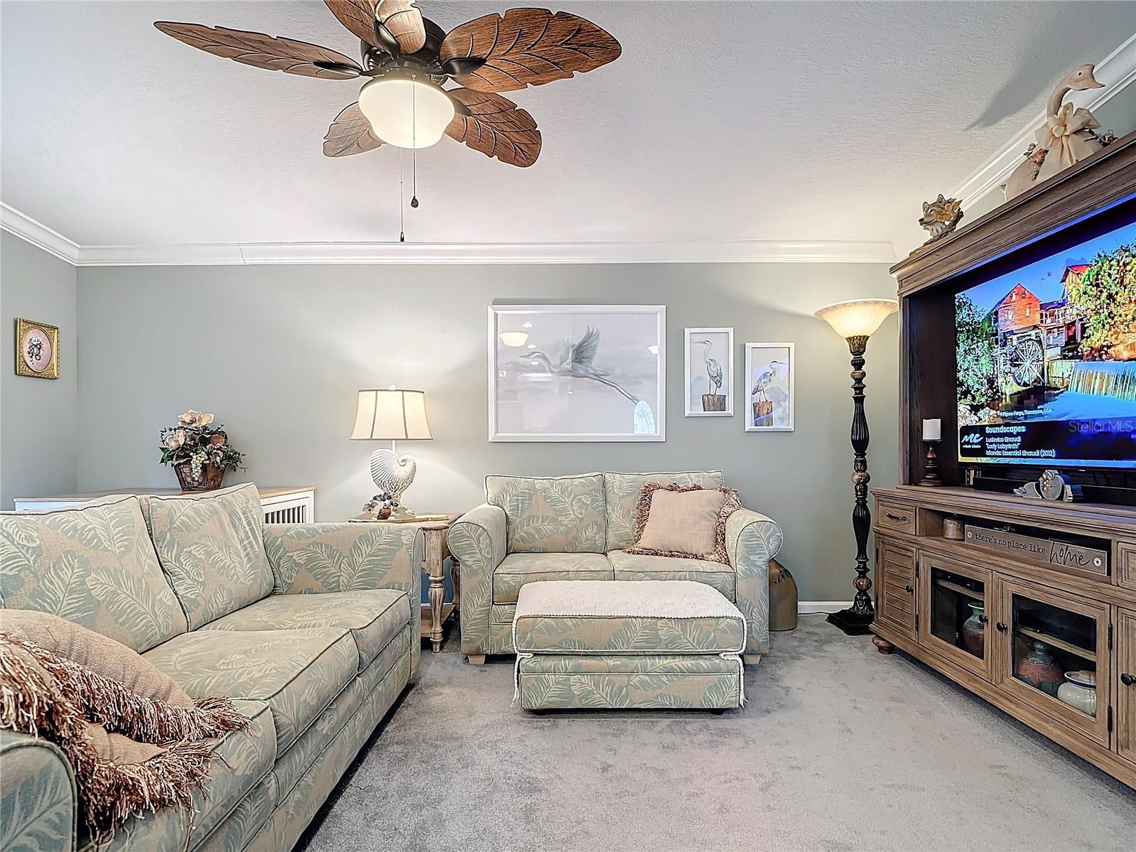 Image 22 of 83 For 10047 Parkwood Drive B51
