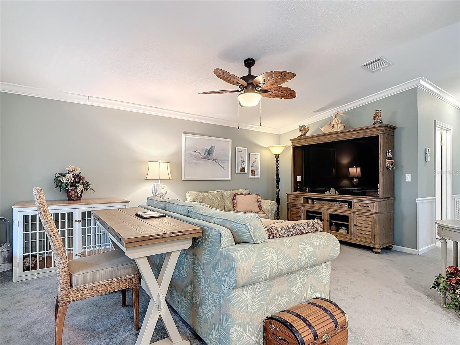 Image 24 of 83 For 10047 Parkwood Drive B51