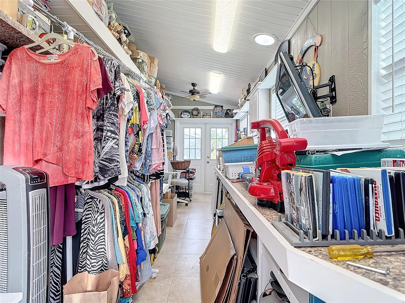Image 49 of 83 For 10047 Parkwood Drive B51