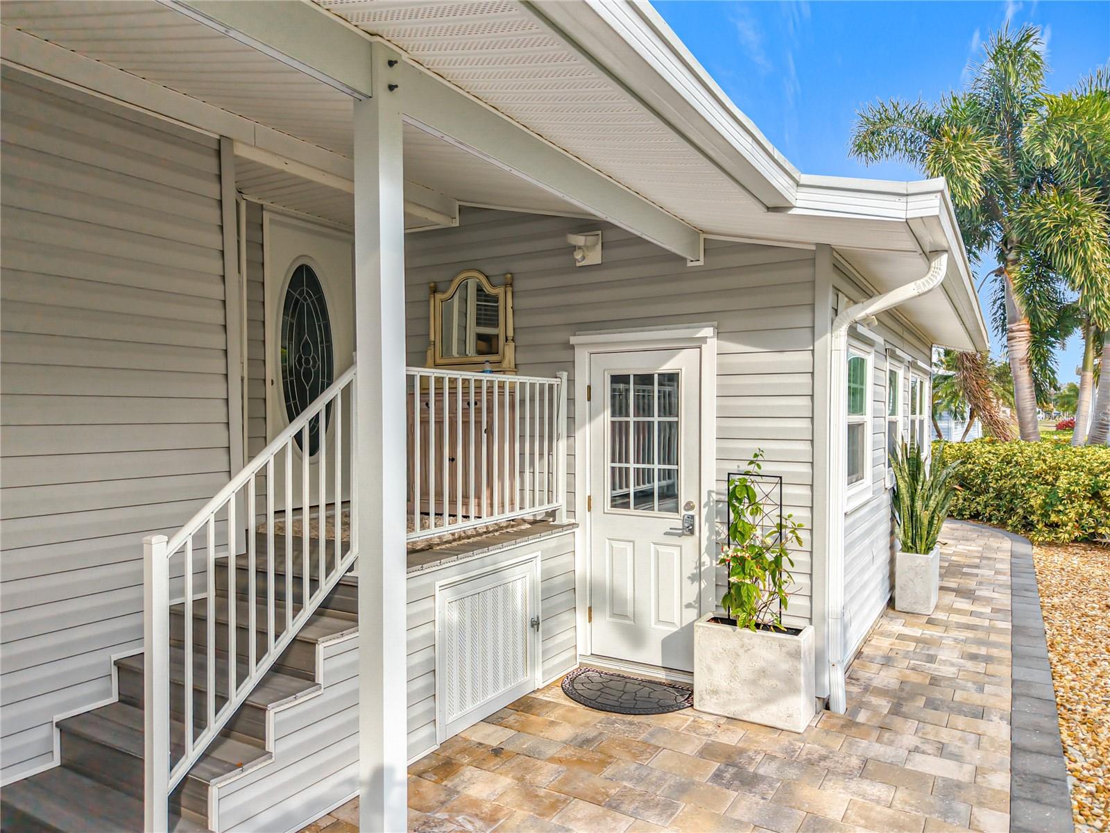 Image 7 of 83 For 10047 Parkwood Drive B51