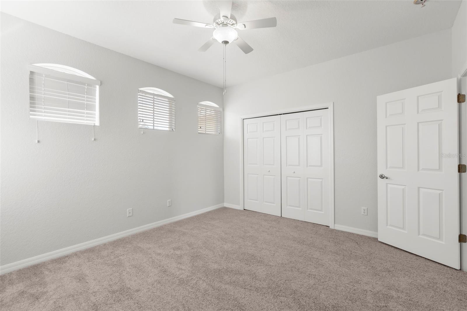 Image 23 of 57 For 1354 Emerald Dunes Drive