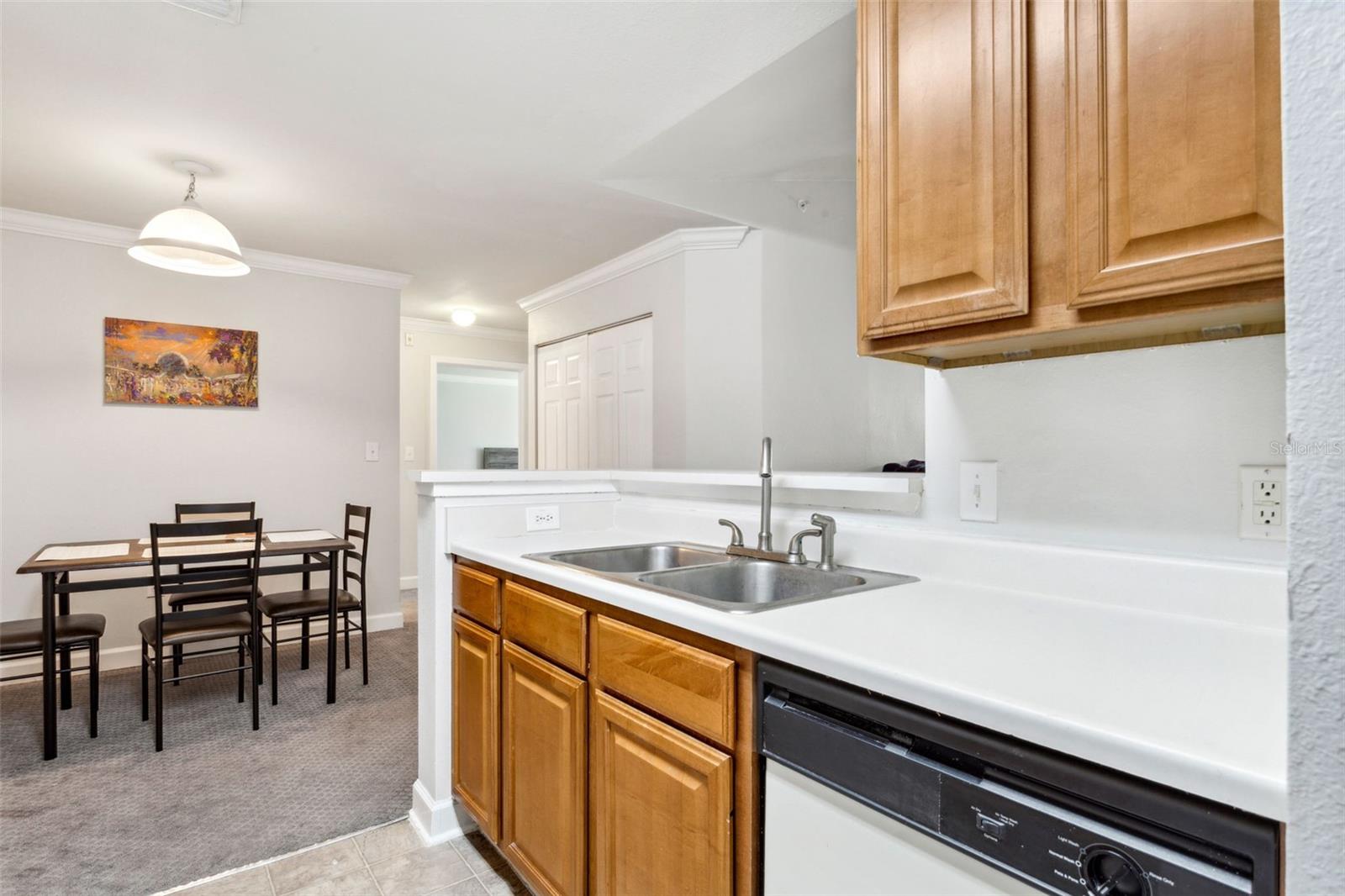 Image 12 of 26 For 18119 Sterling Gate Circle 18119
