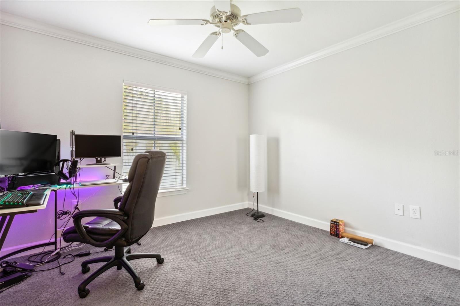 Image 13 of 26 For 18119 Sterling Gate Circle 18119