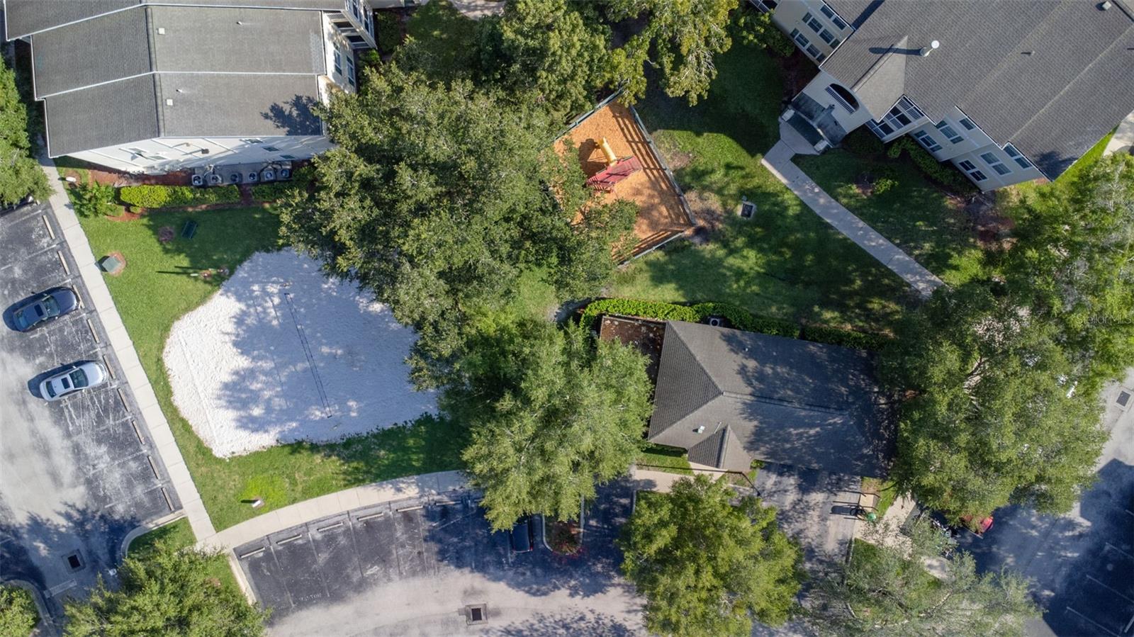 Image 24 of 26 For 18119 Sterling Gate Circle 18119