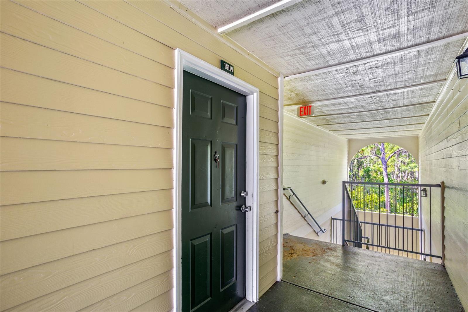 Image 3 of 26 For 18119 Sterling Gate Circle 18119