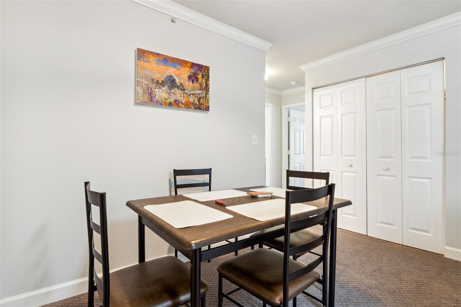 Image 8 of 26 For 18119 Sterling Gate Circle 18119