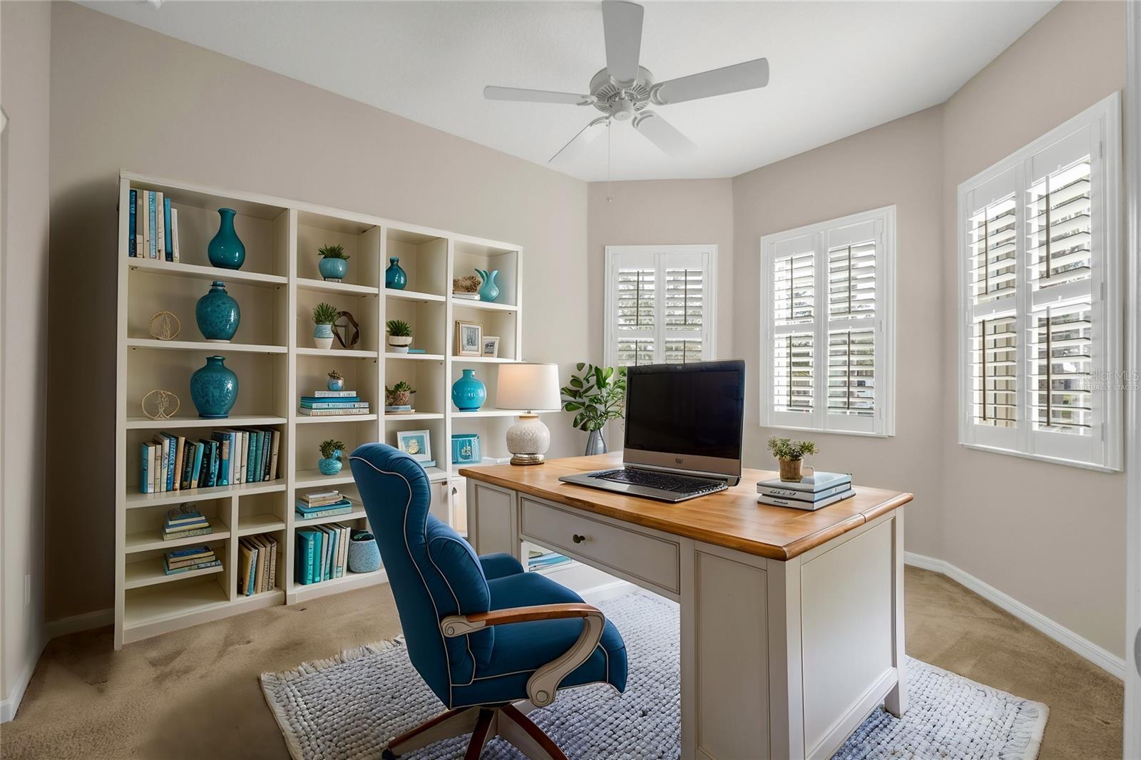 Image 17 of 41 For 16127 Cape Coral Drive