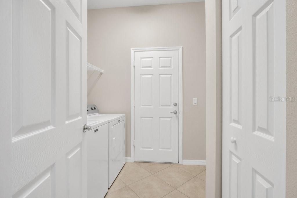 Image 21 of 41 For 16127 Cape Coral Drive