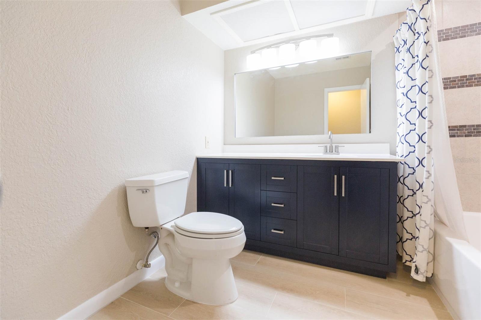 Image 31 of 41 For 8310 Archwood Circle
