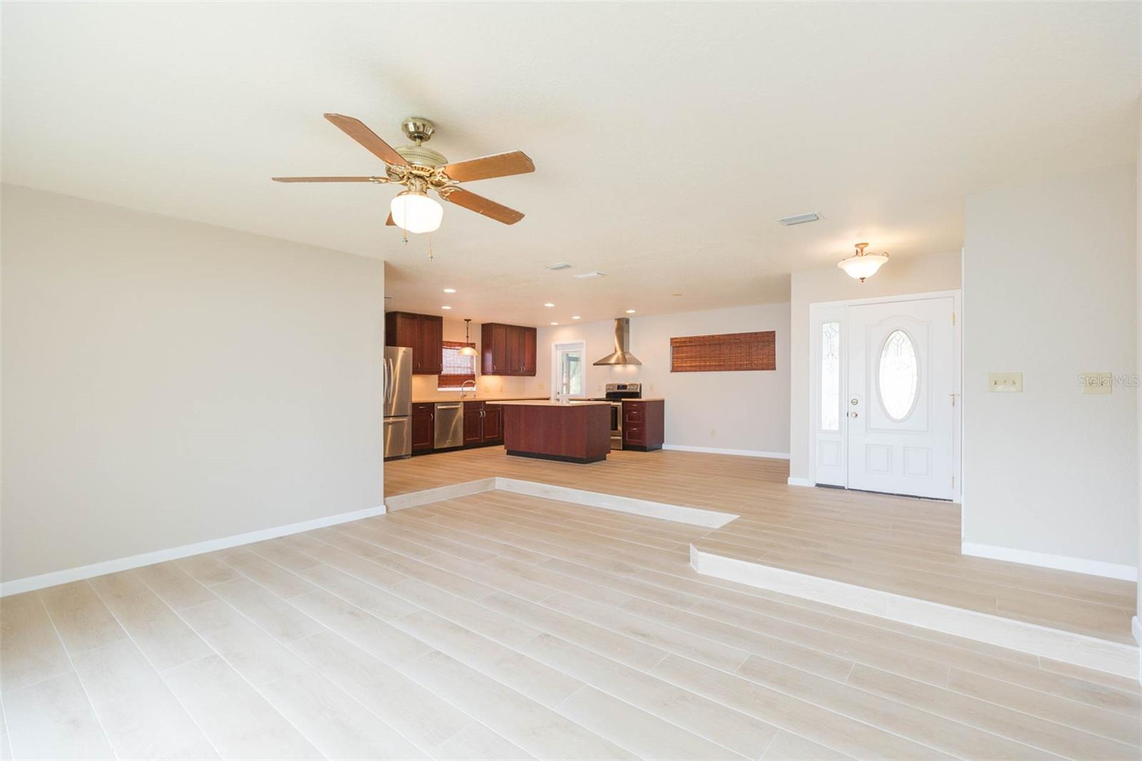 Image 9 of 41 For 8310 Archwood Circle