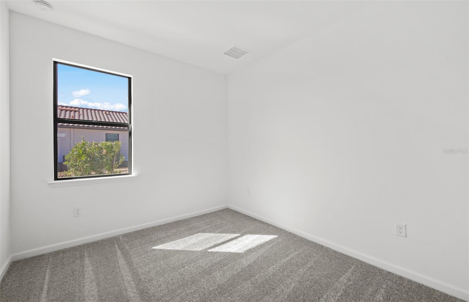 Image 22 of 41 For 1975 Pepper Grass Drive