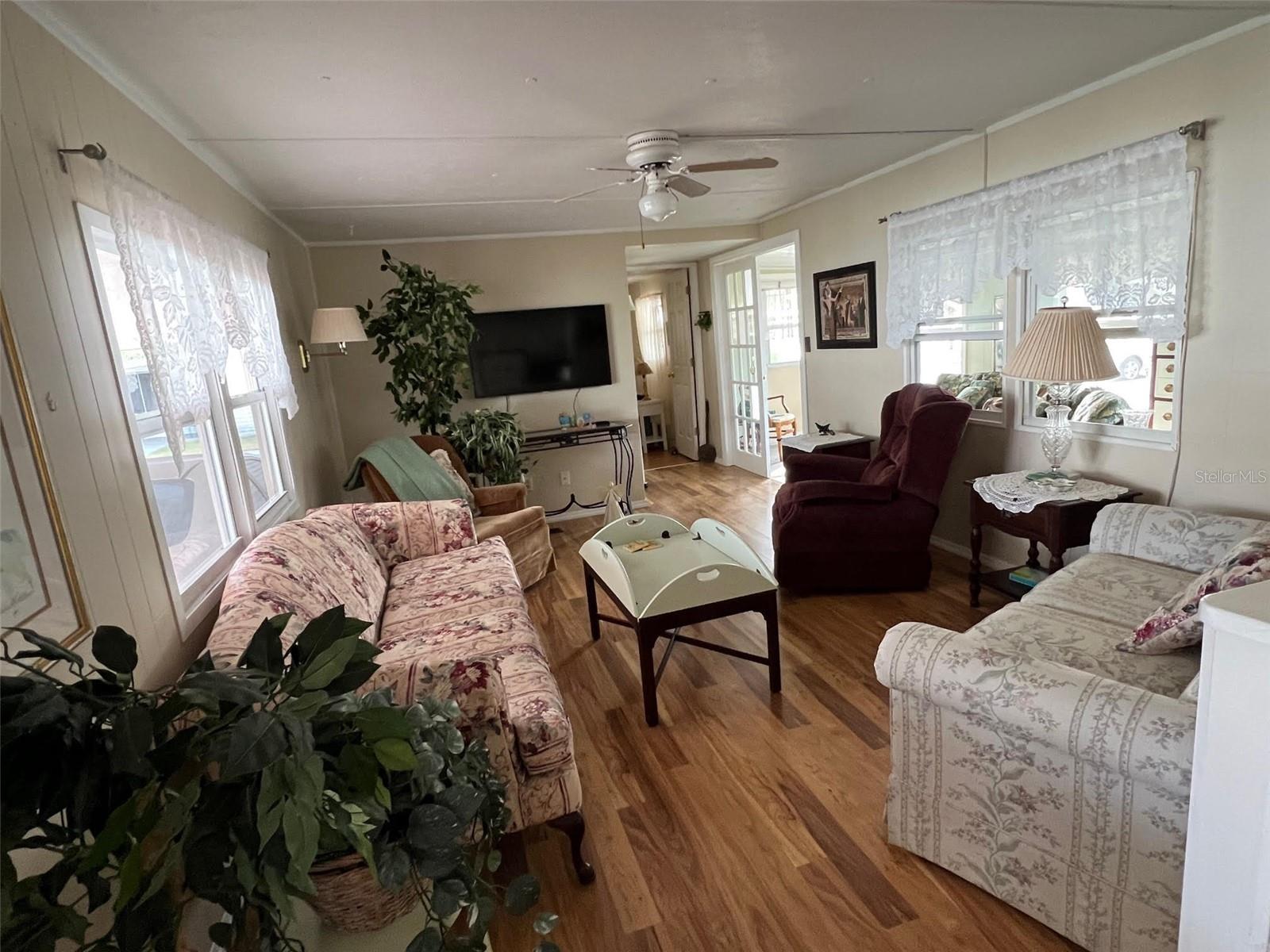 Image 10 of 25 For 11300 124th Avenue 165