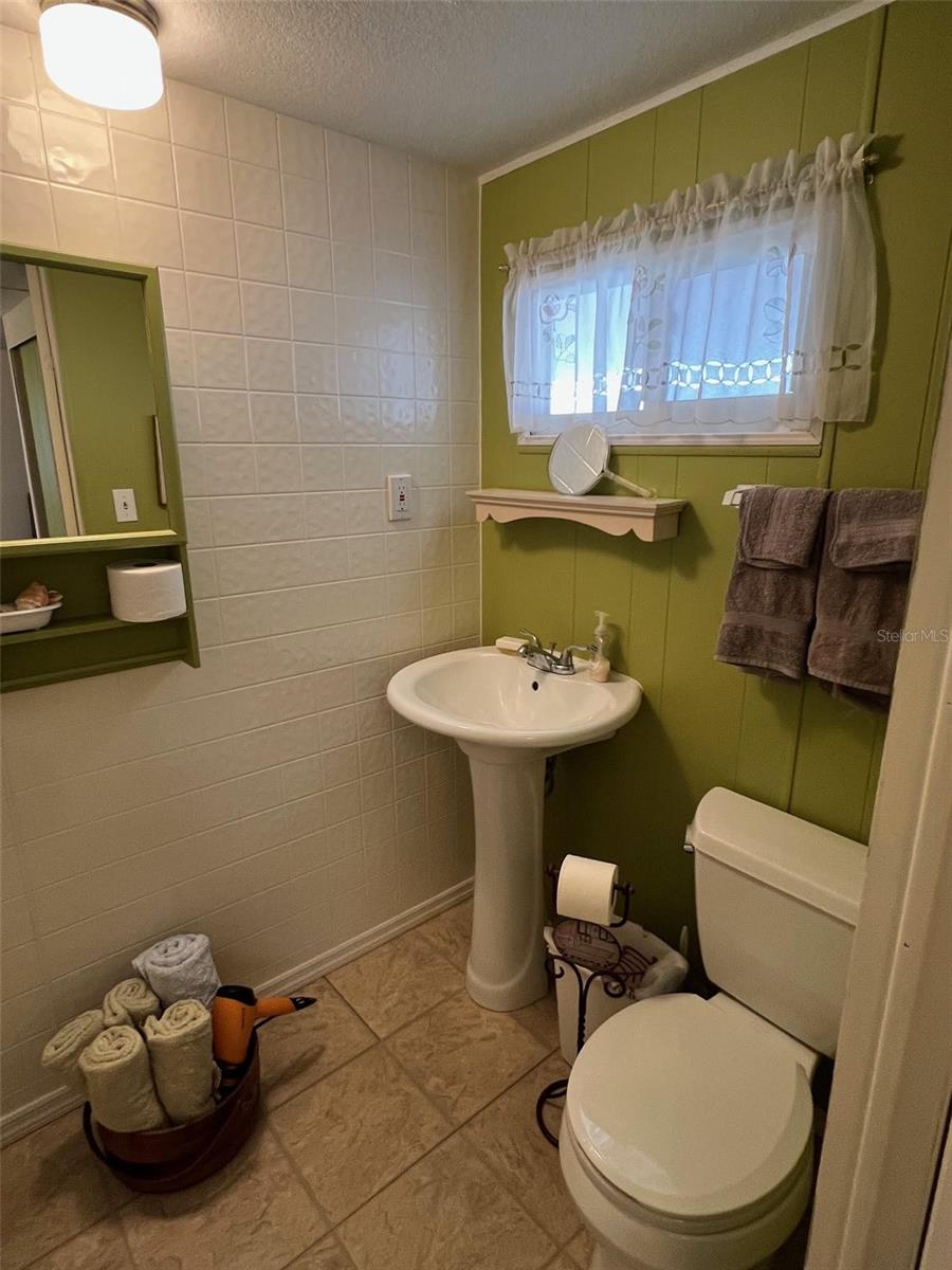 Image 16 of 25 For 11300 124th Avenue 165