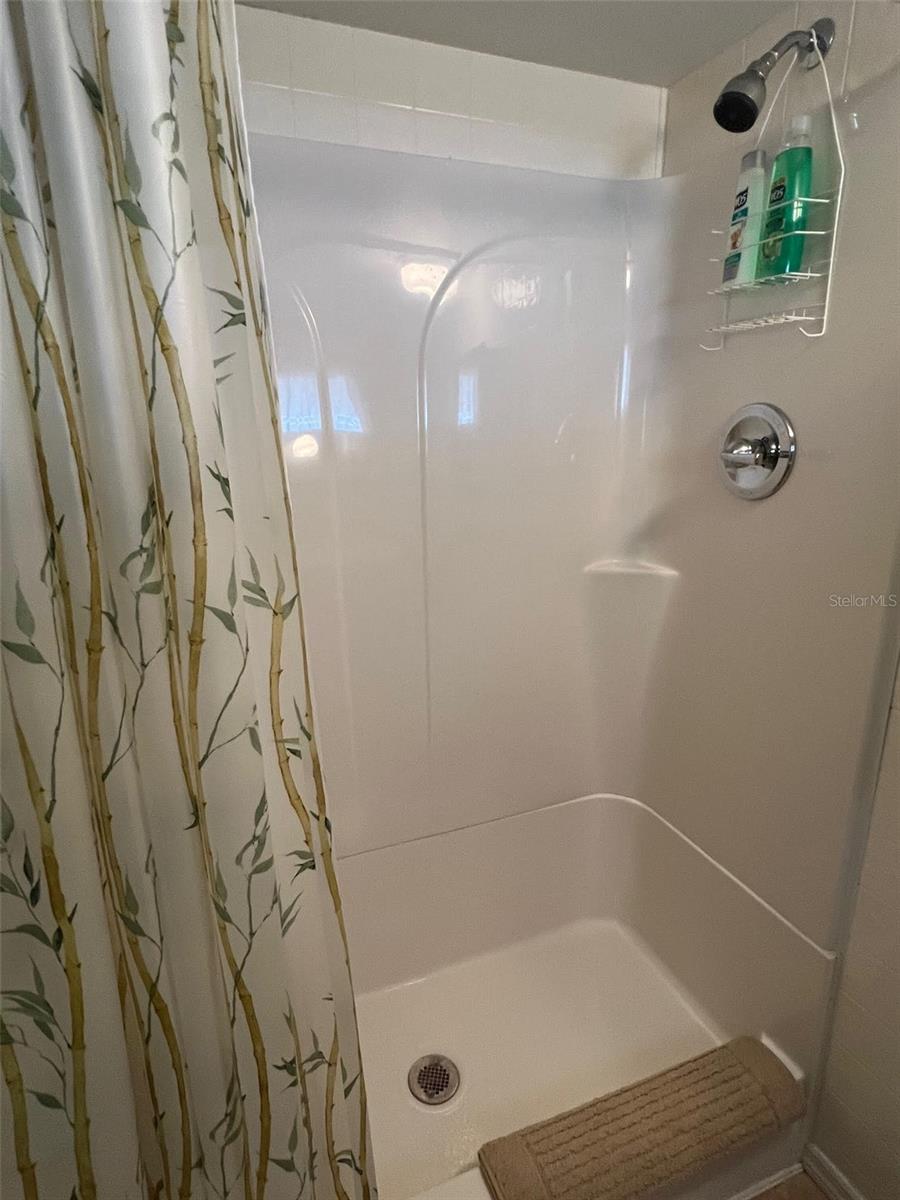 Image 18 of 25 For 11300 124th Avenue 165