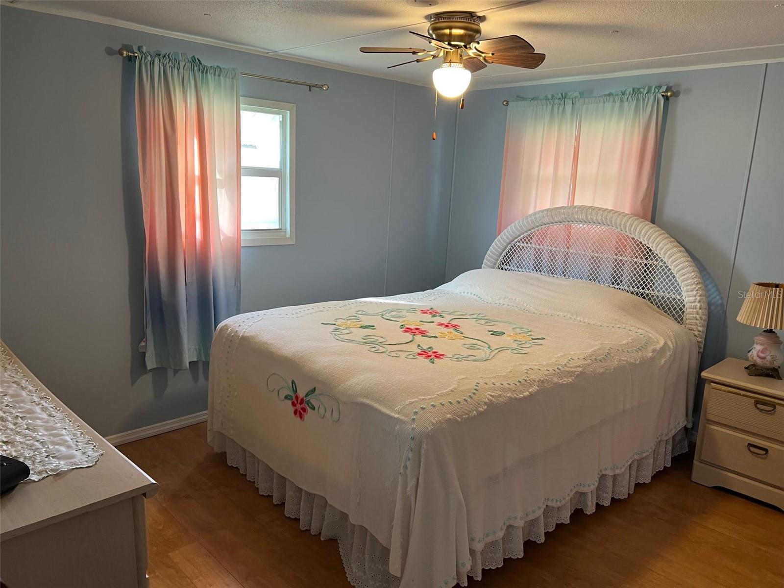 Image 21 of 25 For 11300 124th Avenue 165