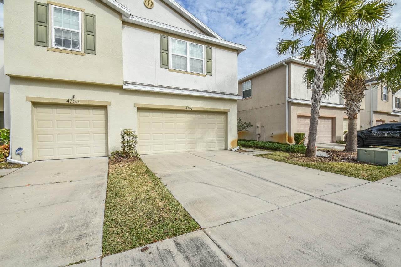 Listing photo id 0 for 4762 White Sanderling Court