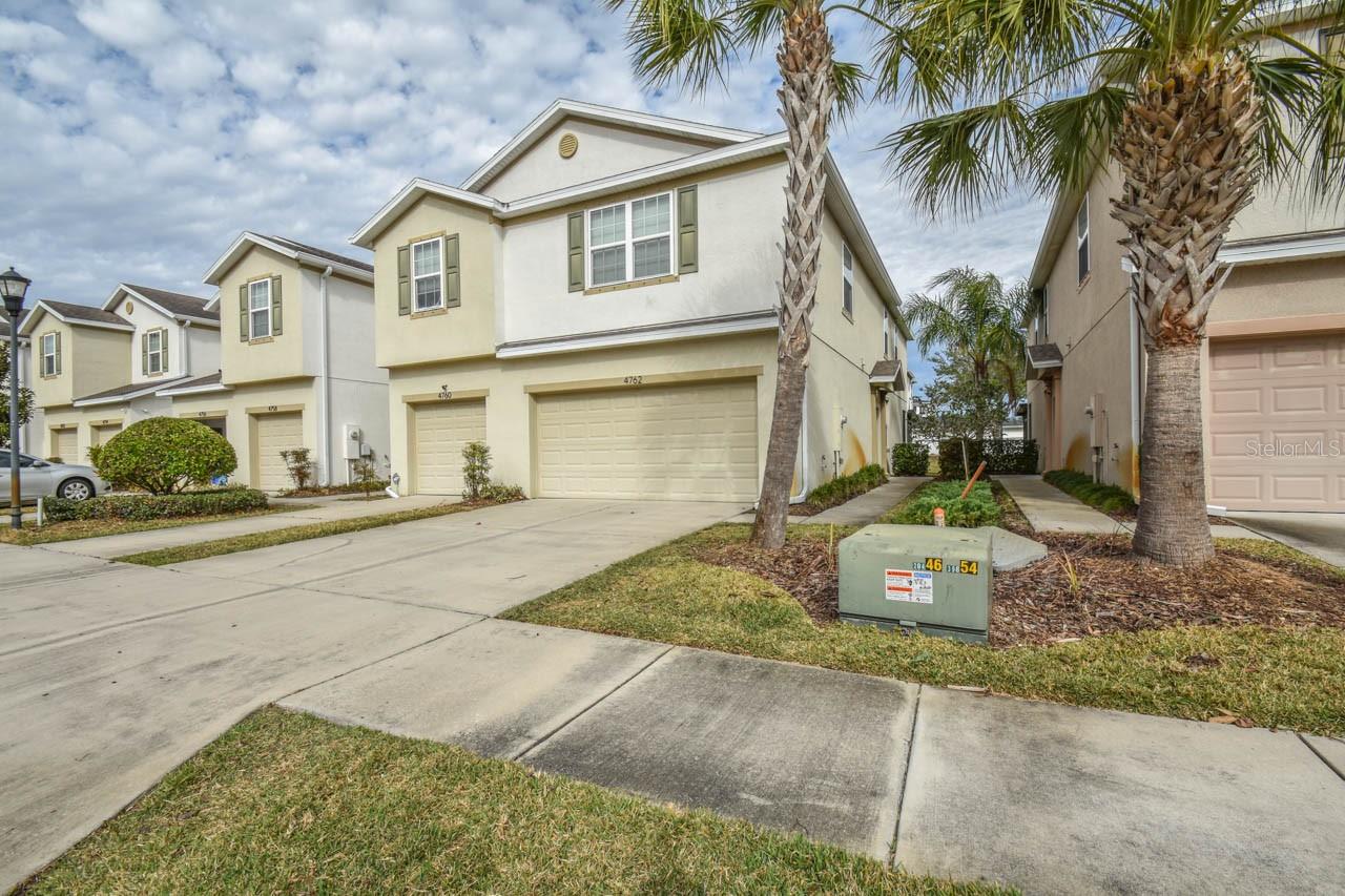 Listing photo id 1 for 4762 White Sanderling Court