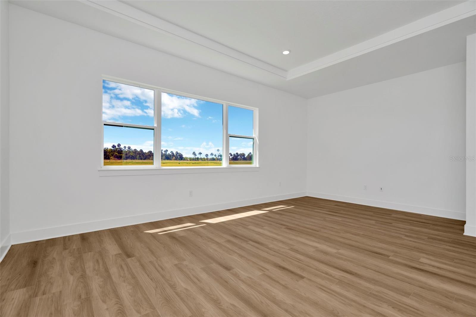 Listing photo id 18 for 8347 Golden Beach Court