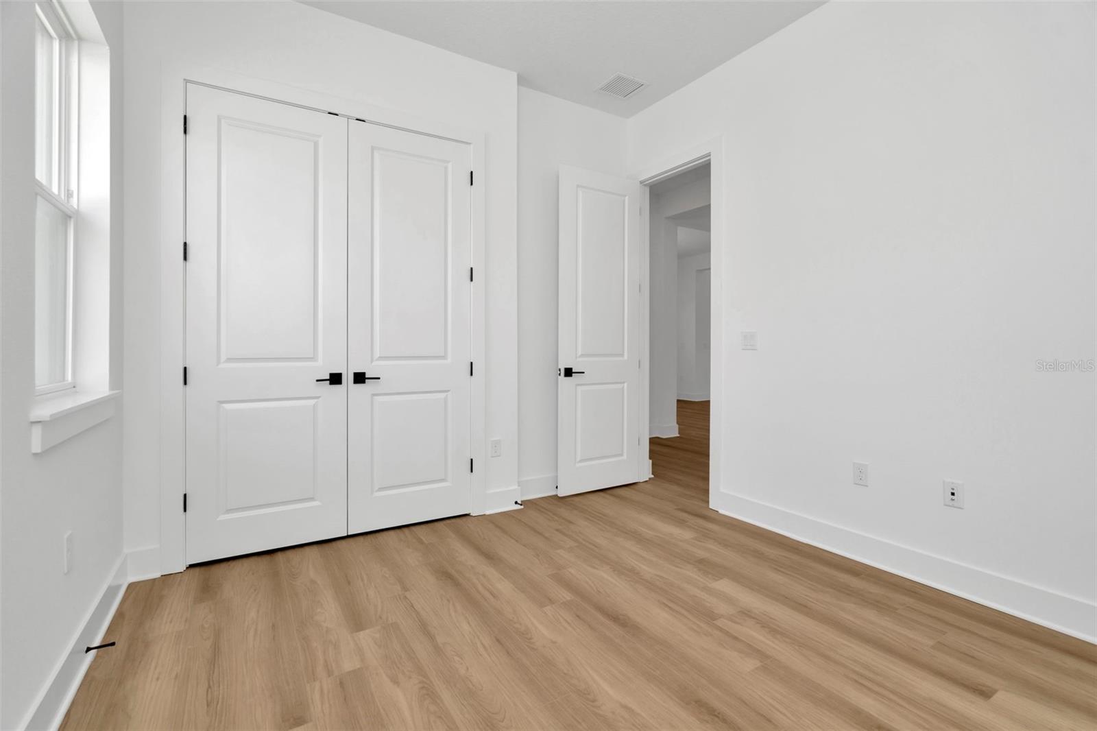 Listing photo id 25 for 8347 Golden Beach Court