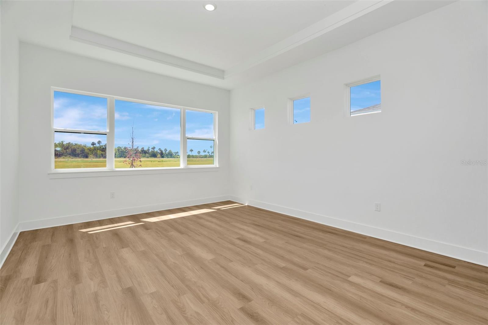 Listing photo id 27 for 8347 Golden Beach Court