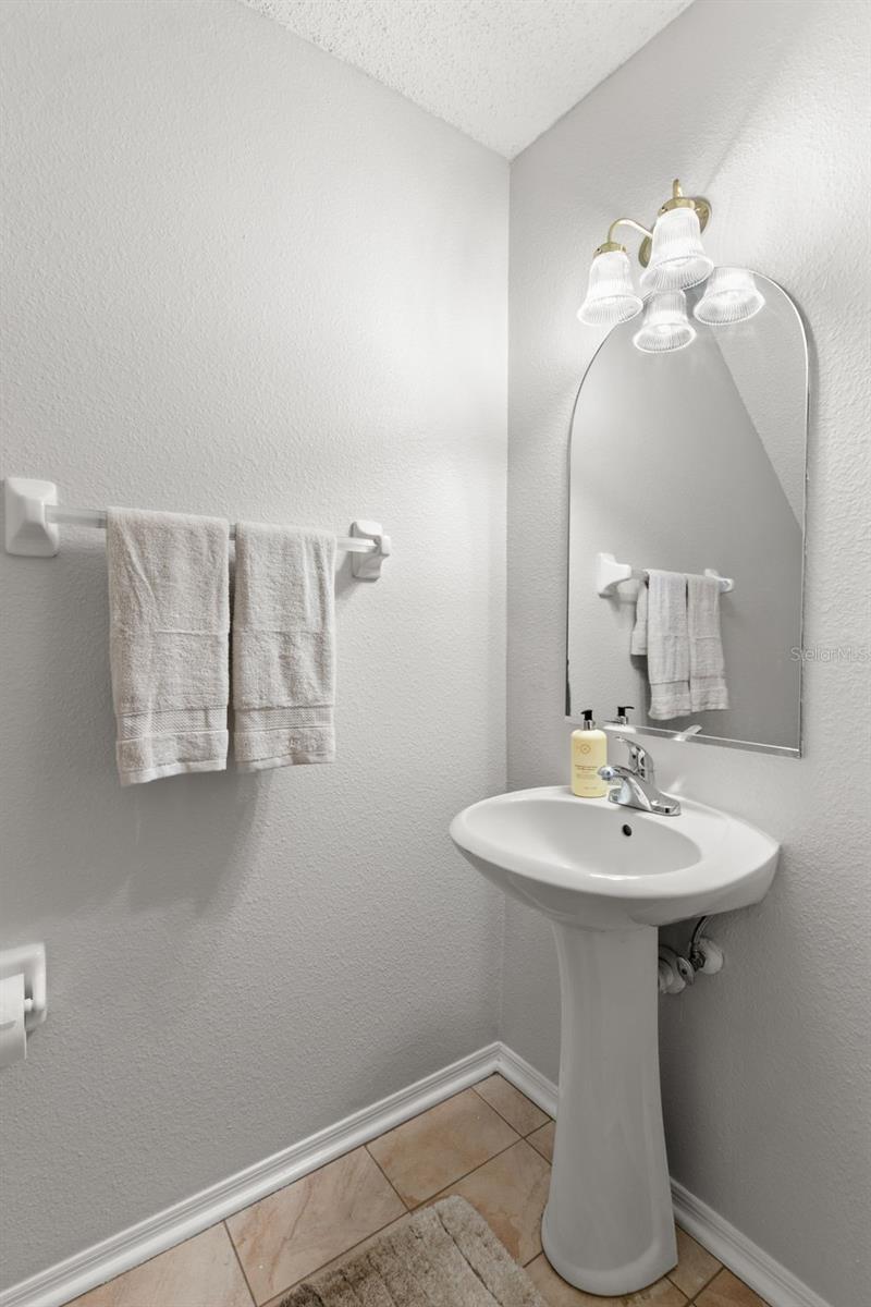 Image 23 of 25 For 8615 Hunters Key Circle