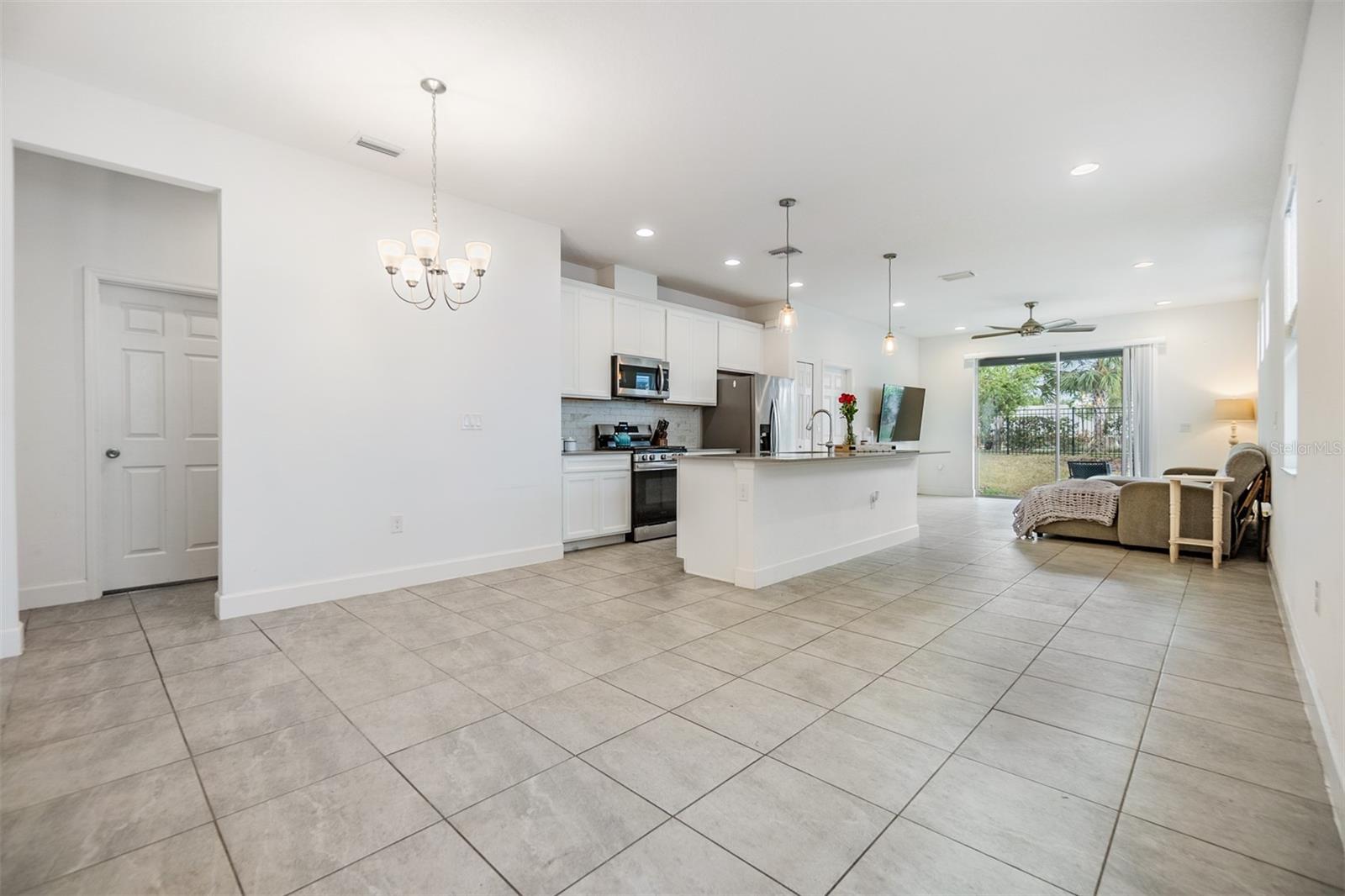 Image 12 of 41 For 5613 Del Coronado Drive