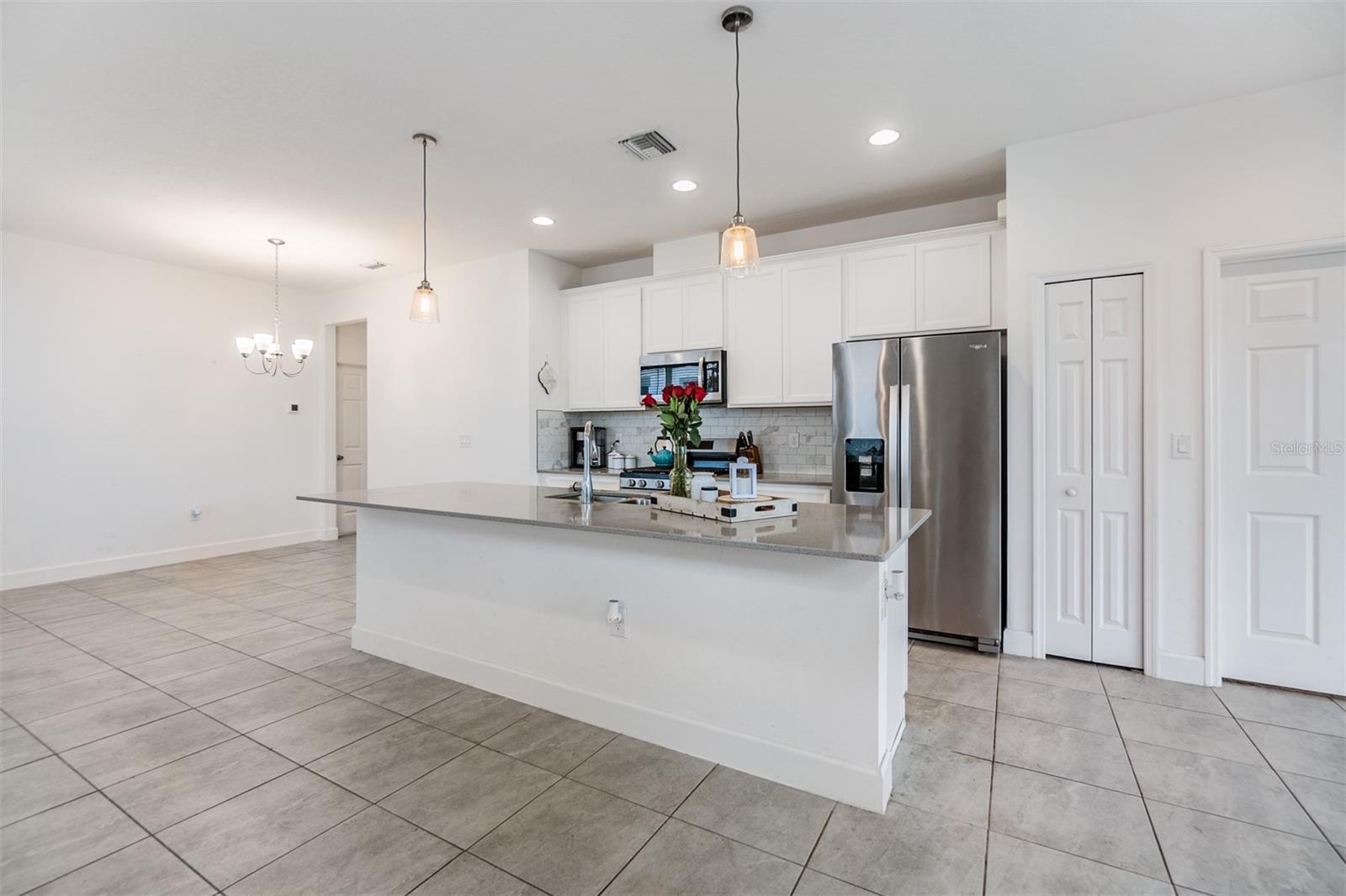 Image 16 of 41 For 5613 Del Coronado Drive