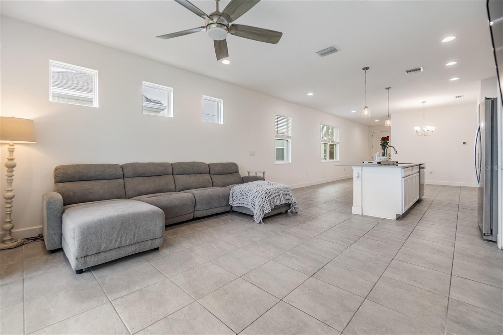 Image 7 of 41 For 5613 Del Coronado Drive