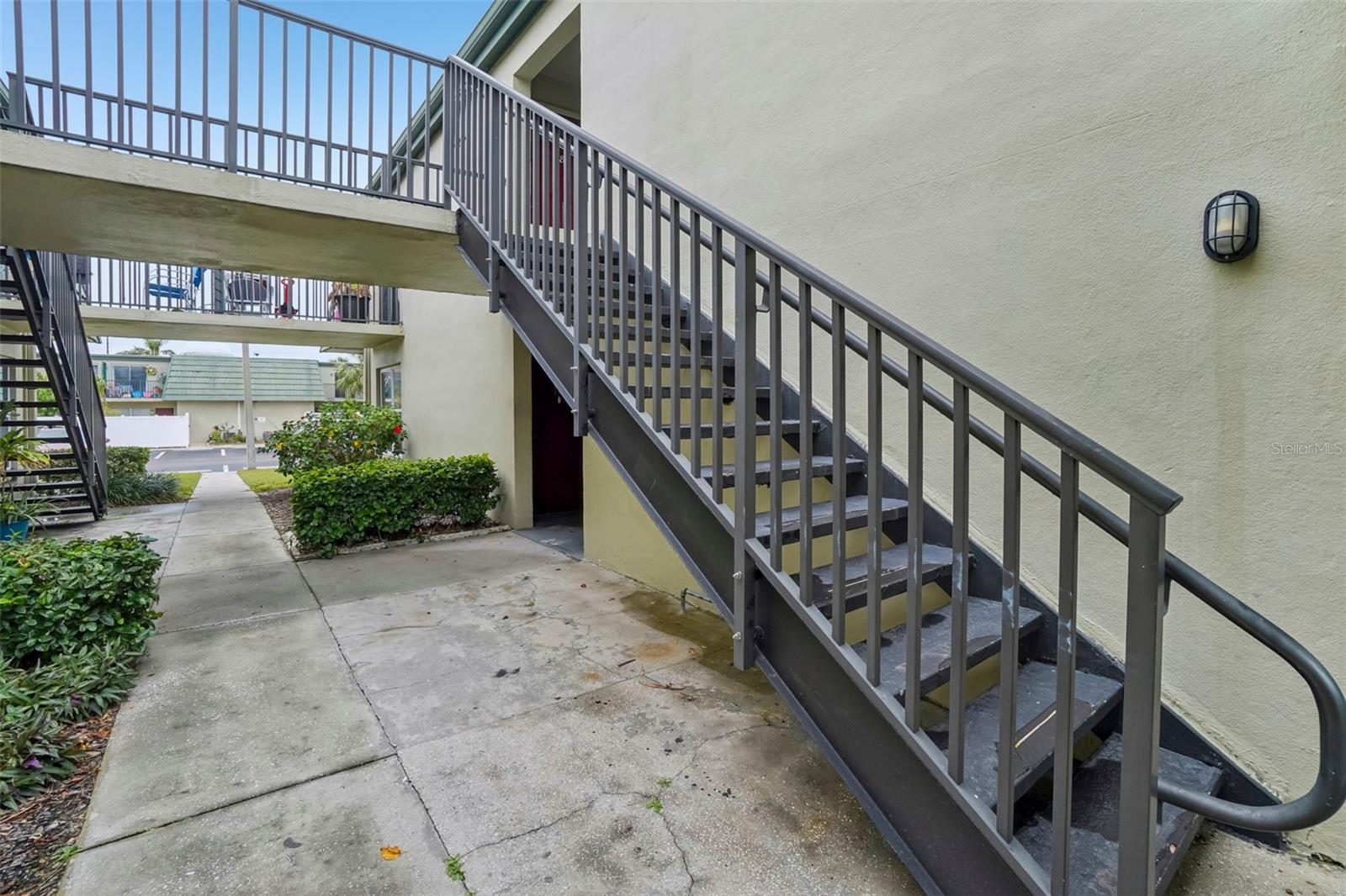 Listing photo id 22 for 1799 Highland Avenue 136