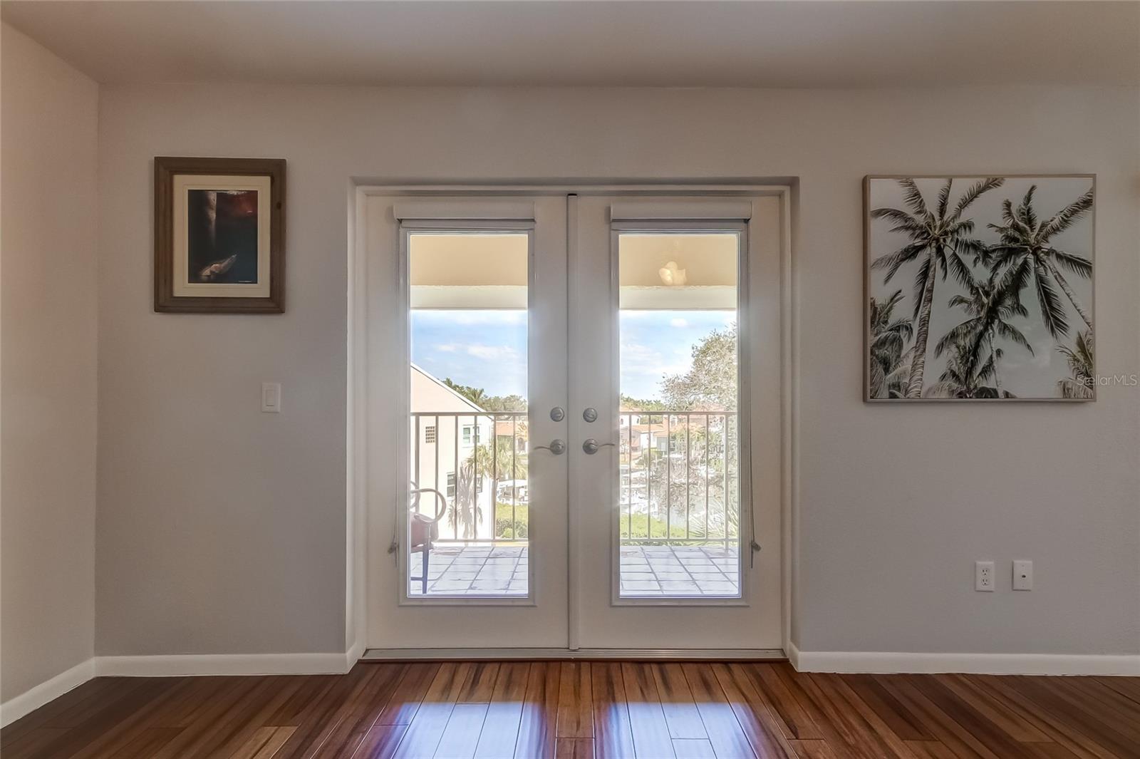 Image 11 of 64 For 1125 Pinellas Bayway S 304
