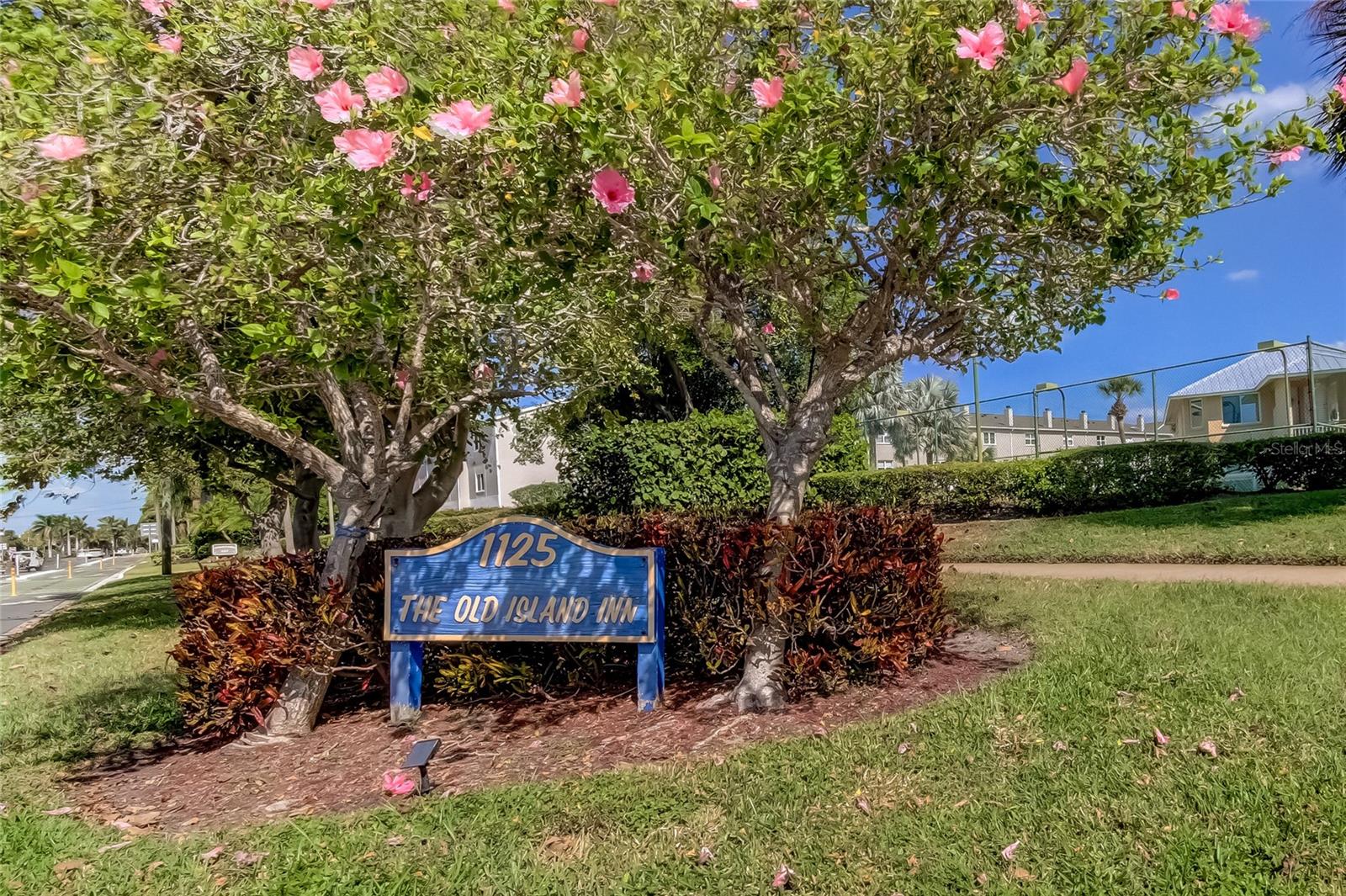 Image 2 of 64 For 1125 Pinellas Bayway S 304