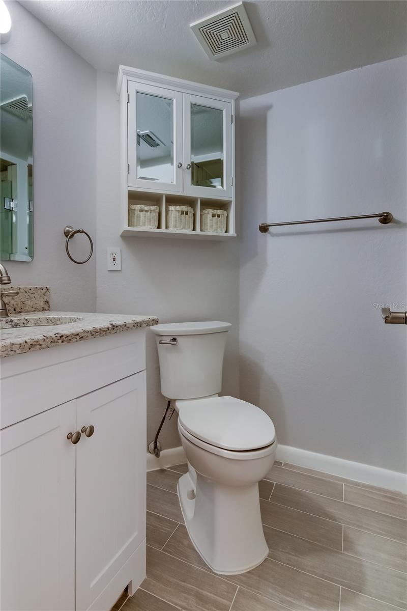 Image 48 of 64 For 1125 Pinellas Bayway S 304