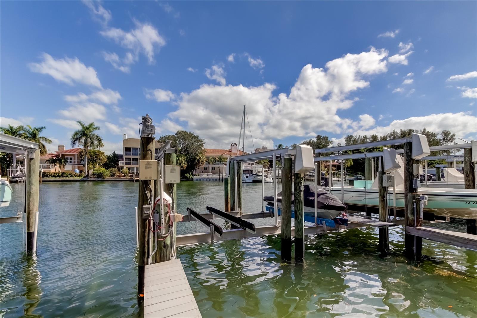 Image 60 of 64 For 1125 Pinellas Bayway S 304