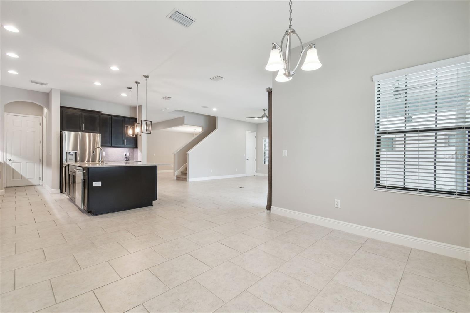 Listing photo id 24 for 10825 Charmwood Drive